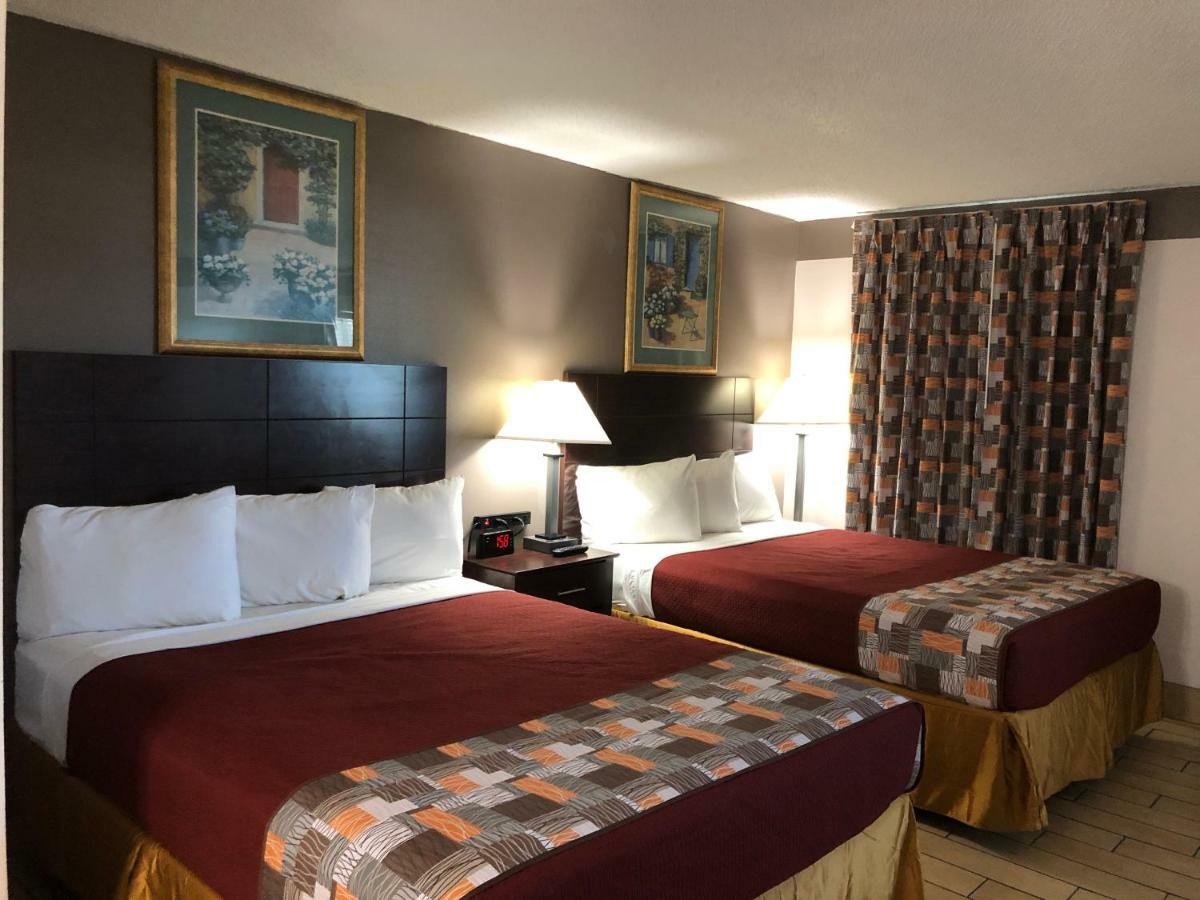 Sun Coast Inn Englewood Room photo
